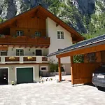Zauner Apartment *